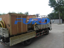 福瑞德機械小型灌縫機，手扶壓路機，灌縫膠及時發(fā)貨