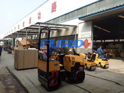 今日福瑞得微動態(tài)--福瑞得機(jī)械小型壓路機(jī)發(fā)往北京、福建等地