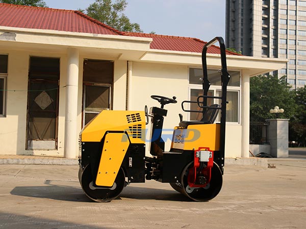 關(guān)于小型壓路機(jī)變速箱的保養(yǎng)知識(shí)你知道多少？