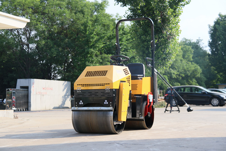 “明星款”小型壓路機(jī)，讓大家的選擇不再“迷路”！